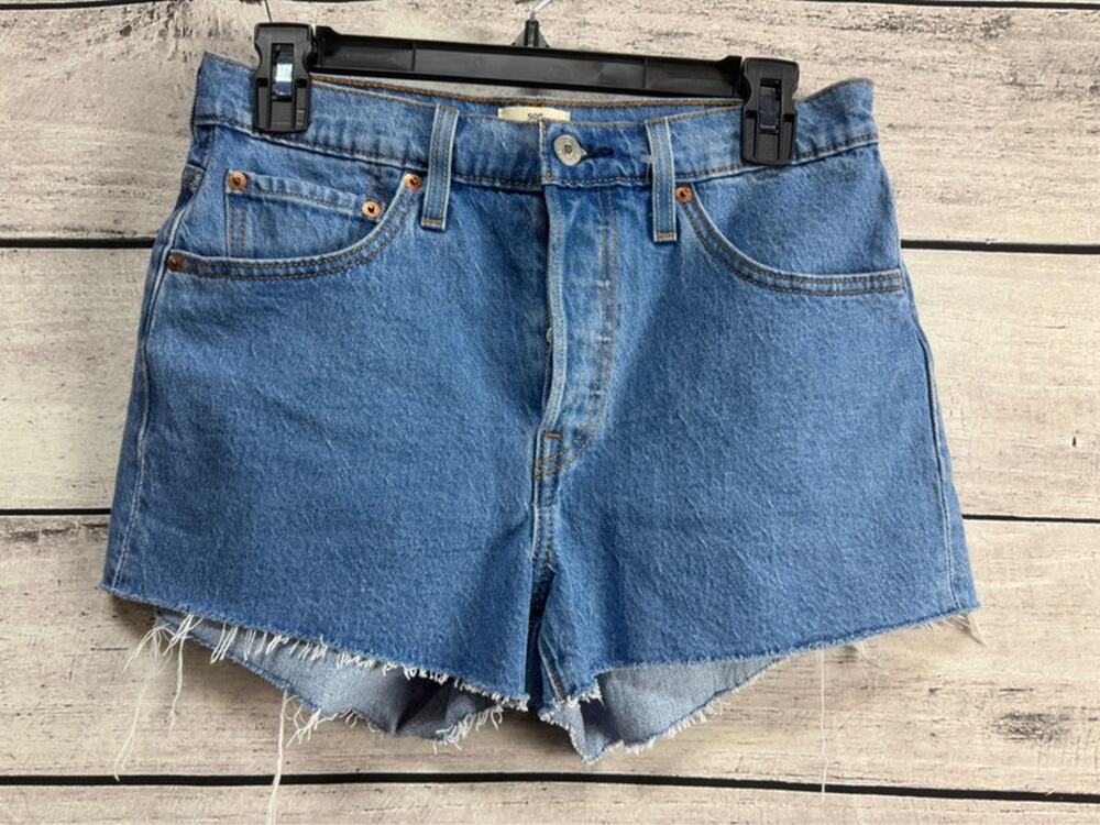 NWOT Ladies Leviβs 501 Original Button Fly Shorts - W27